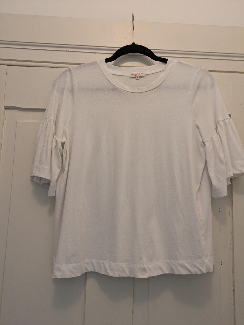 Demylee NY White T Shirt w/ Flutter Sleeves & Gathered Back- S